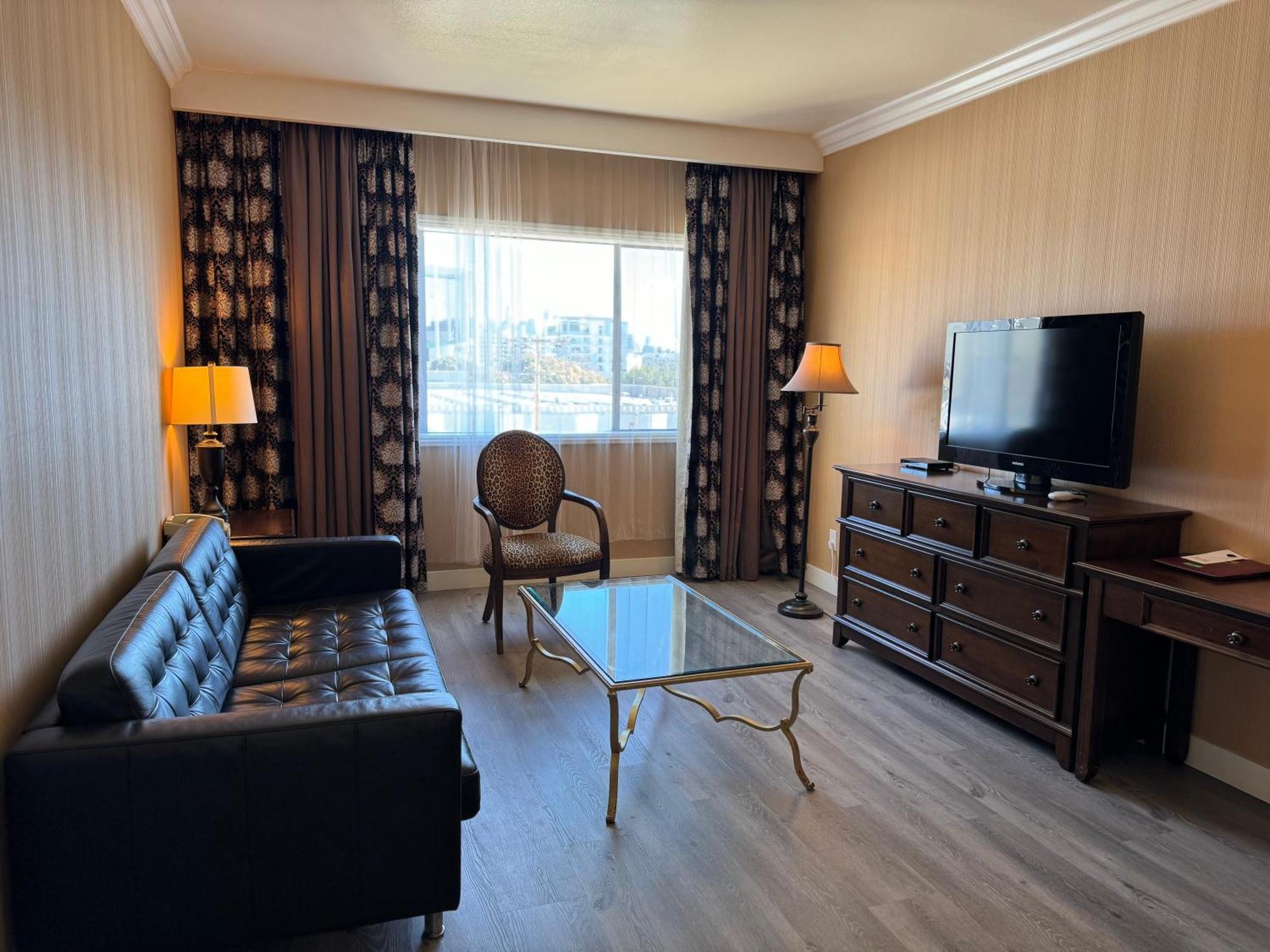 Garden Suite Hotel And Resort Los Angeles Kültér fotó